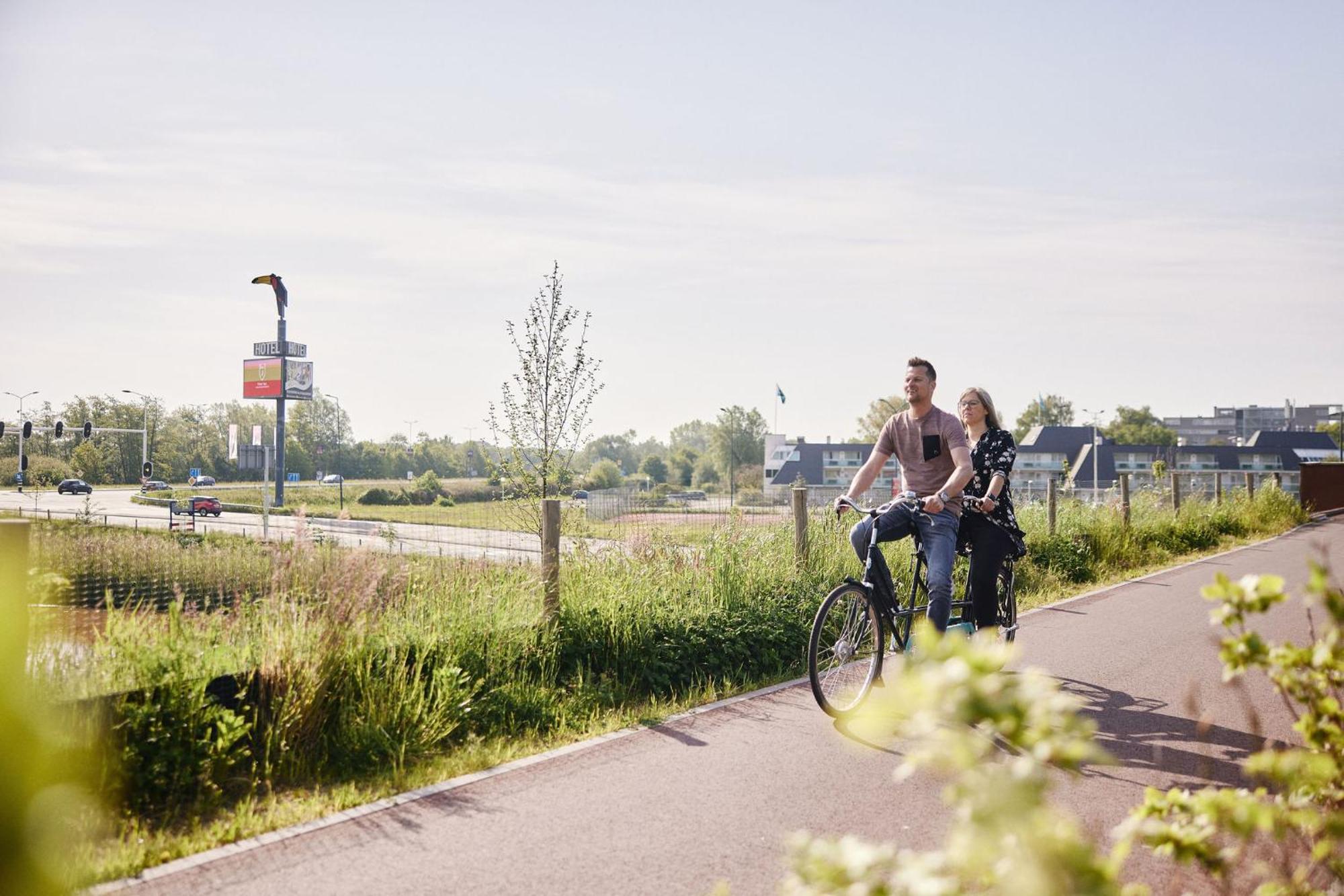 Van Der Valk Hotel 'S-Hertogenbosch - Vught Exterior photo